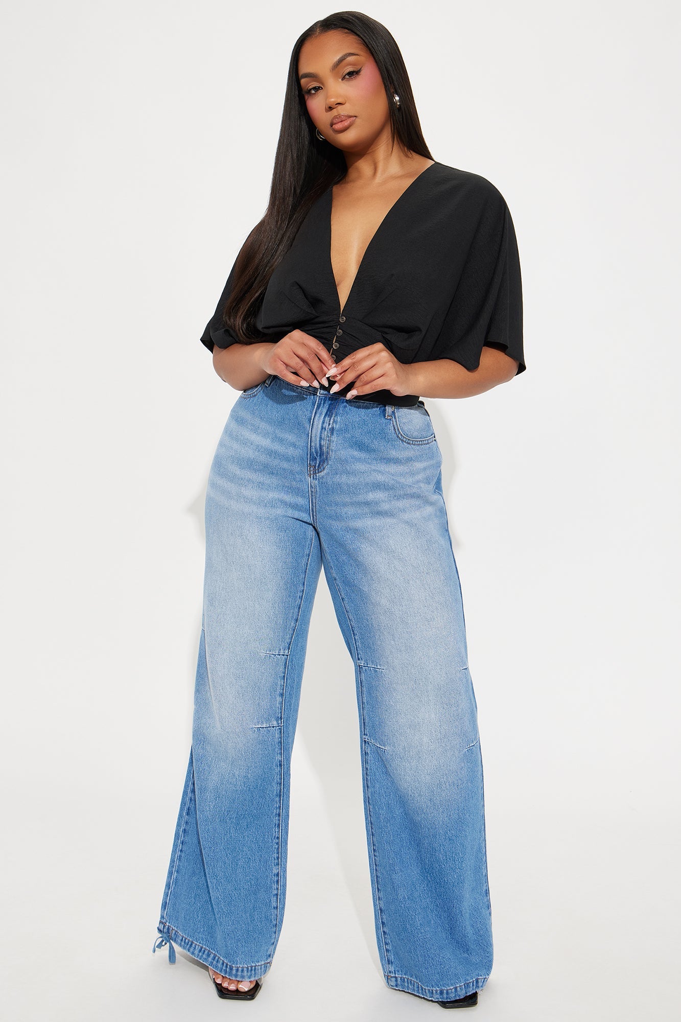 https://cdn.shopify.com/s/files/1/0293/9277/files/02-04-25_S6_47_HF25C293_Black_AE_AP_15-03-17_PLUS_19237_PXF.jpg?v=1738965674