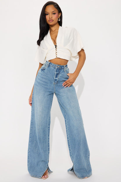 https://cdn.shopify.com/s/files/1/0293/9277/files/02-06-25_S8_40_HF25C293_Cream_ZSR_KJ_JS_14-57-29_39881_CM.jpg?v=1738886439