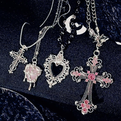 Y2K Sweet Cool Girl Personalized Creative Cross Love Pendant Necklace, Suitable for Daily Wearing