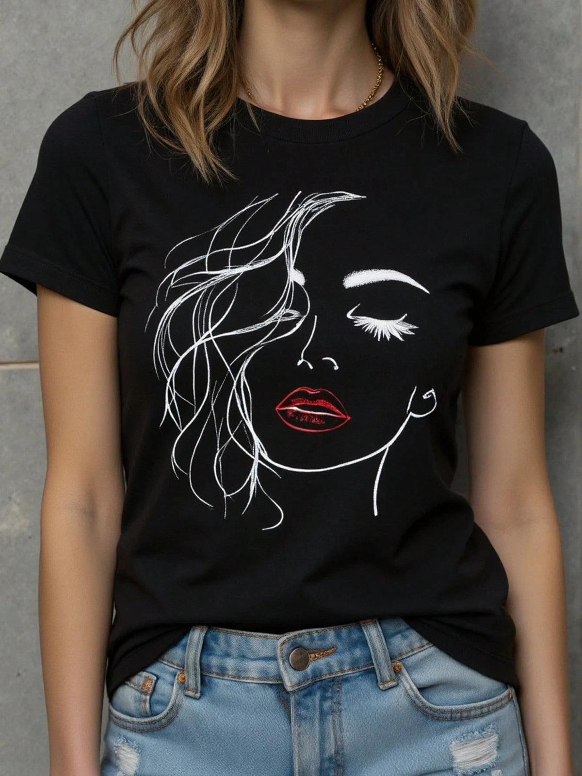 Women's T-Shirt Abstract Face Line Art Graphic Print Tops Casual O-Neck Short Sleeve Tee Summer Outdoor Fashion Female Clothing