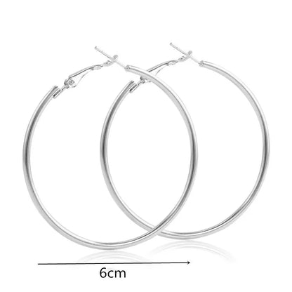 New Fashion Geometric Hollow Circle Hoop Earrings Fashion Jewelry boucle o'reilles femmes Hyperbole Brincos For Women Gilrs Gift