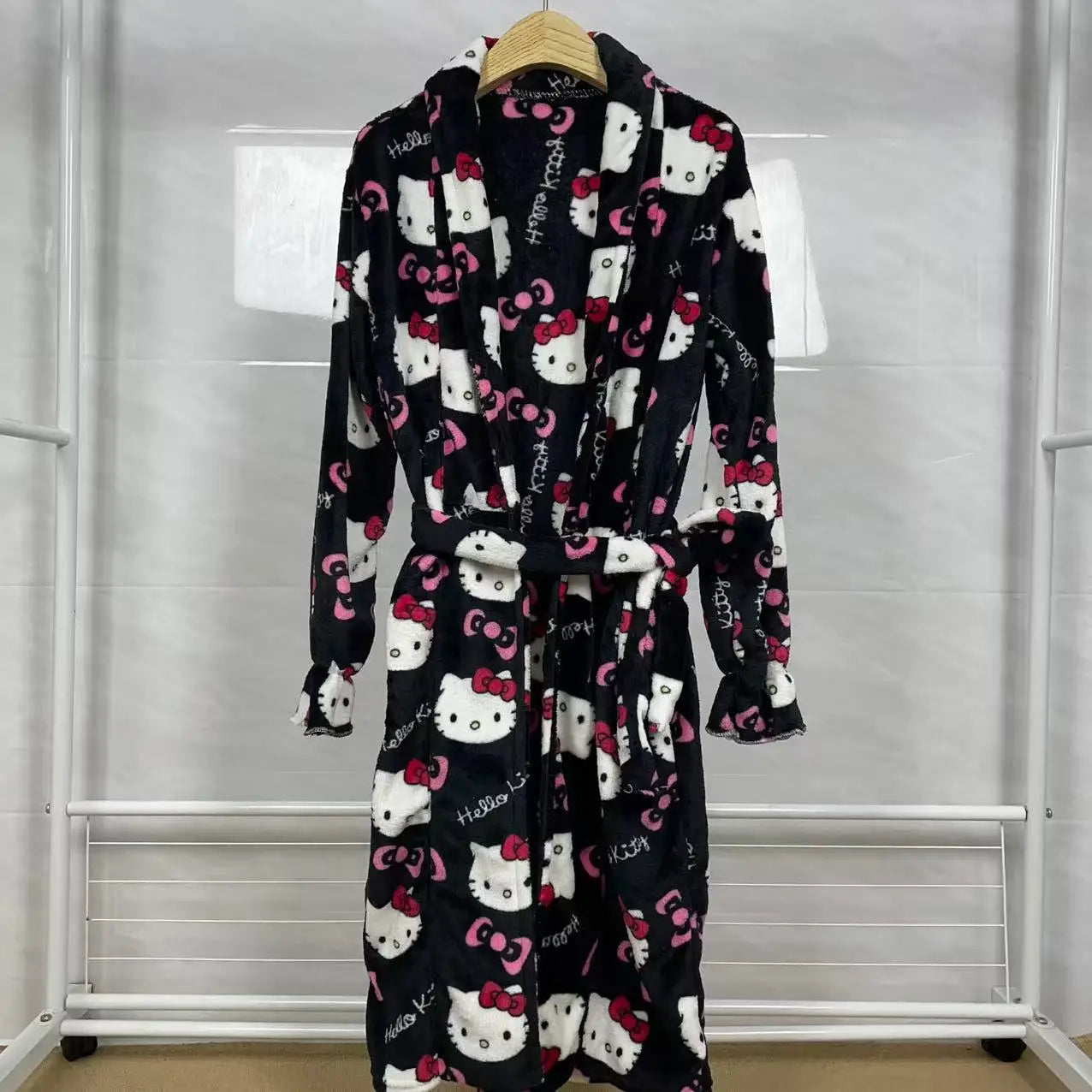Nightgown Hello Kitty New Autumn Winter Warm Mid-Length Bathrobe Women's Warm Pajamas Home Clothes Can Be Worn Outside The Robe