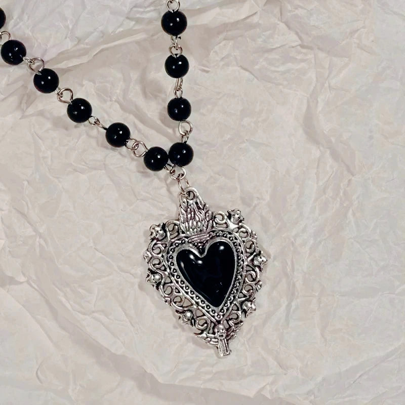 Y2K Sweet Cool Girl Personalized Creative Cross Love Pendant Necklace, Suitable for Daily Wearing