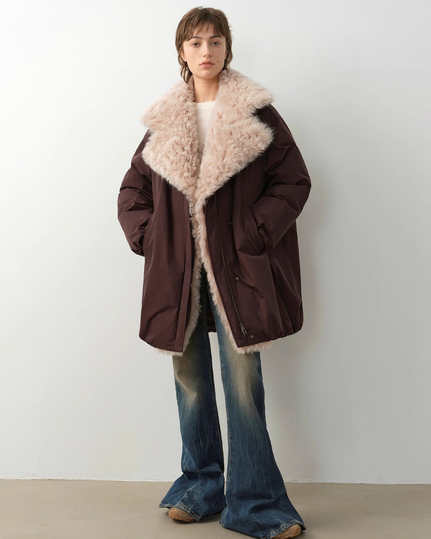 Women's Fireladyfur winter goose down coat with Tuscan wool, featuring a stylish quilted design and cozy collar.