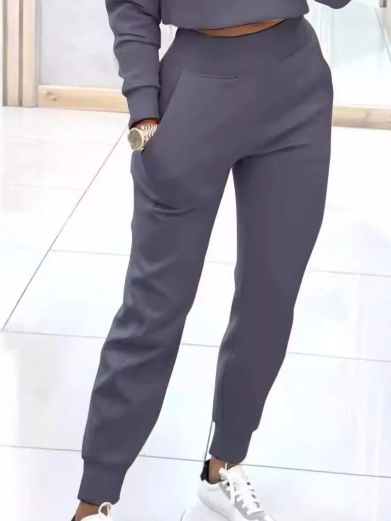 Trendsi casual chic cropped sweatshirt and matching jogger set, stylish loungewear in soft fabric, black color, relaxed fit.