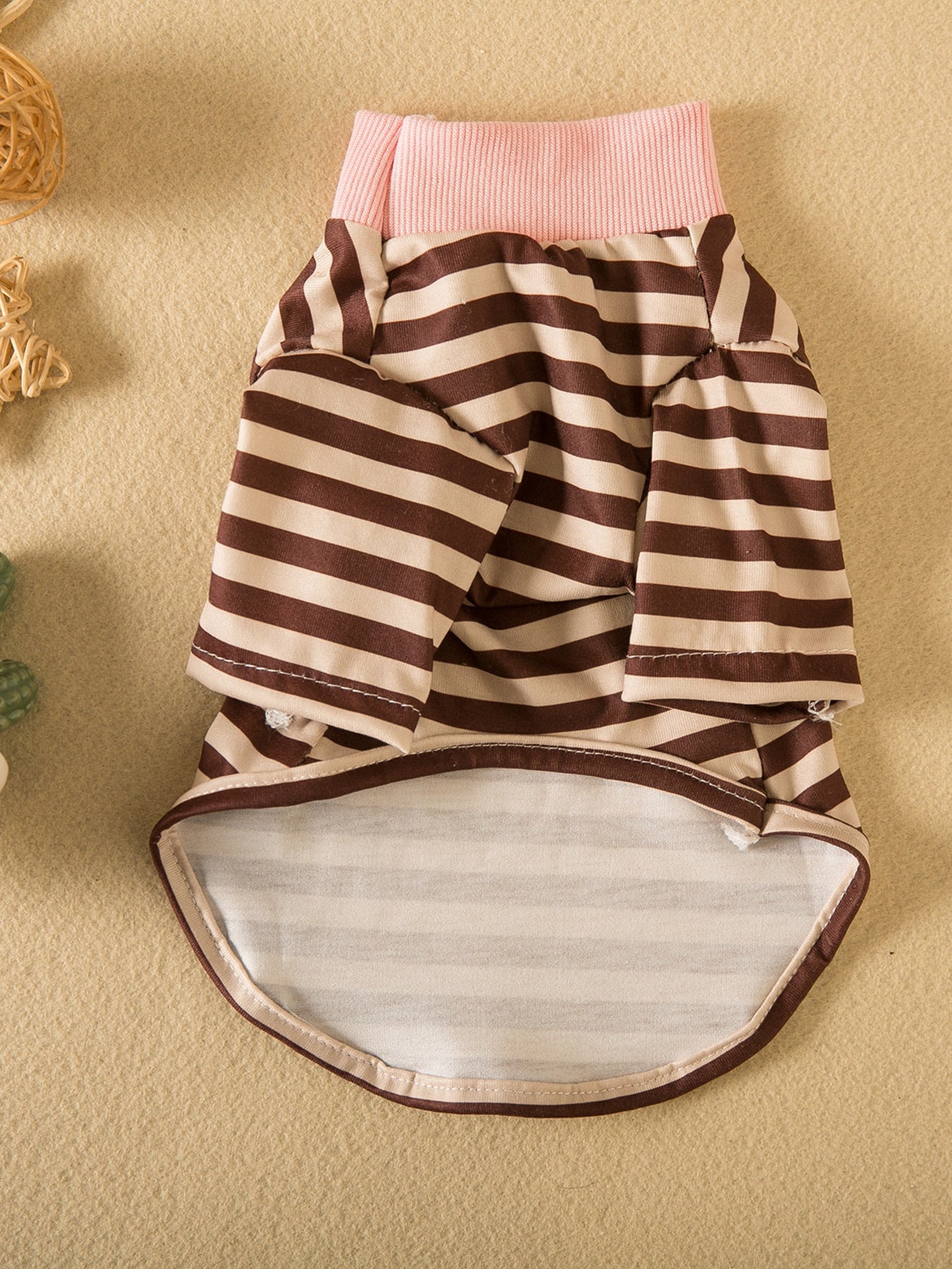 Brown striped heart patch pet top from Trendsi, featuring a cute design for small pets, with a comfortable fit and stylish pattern.
