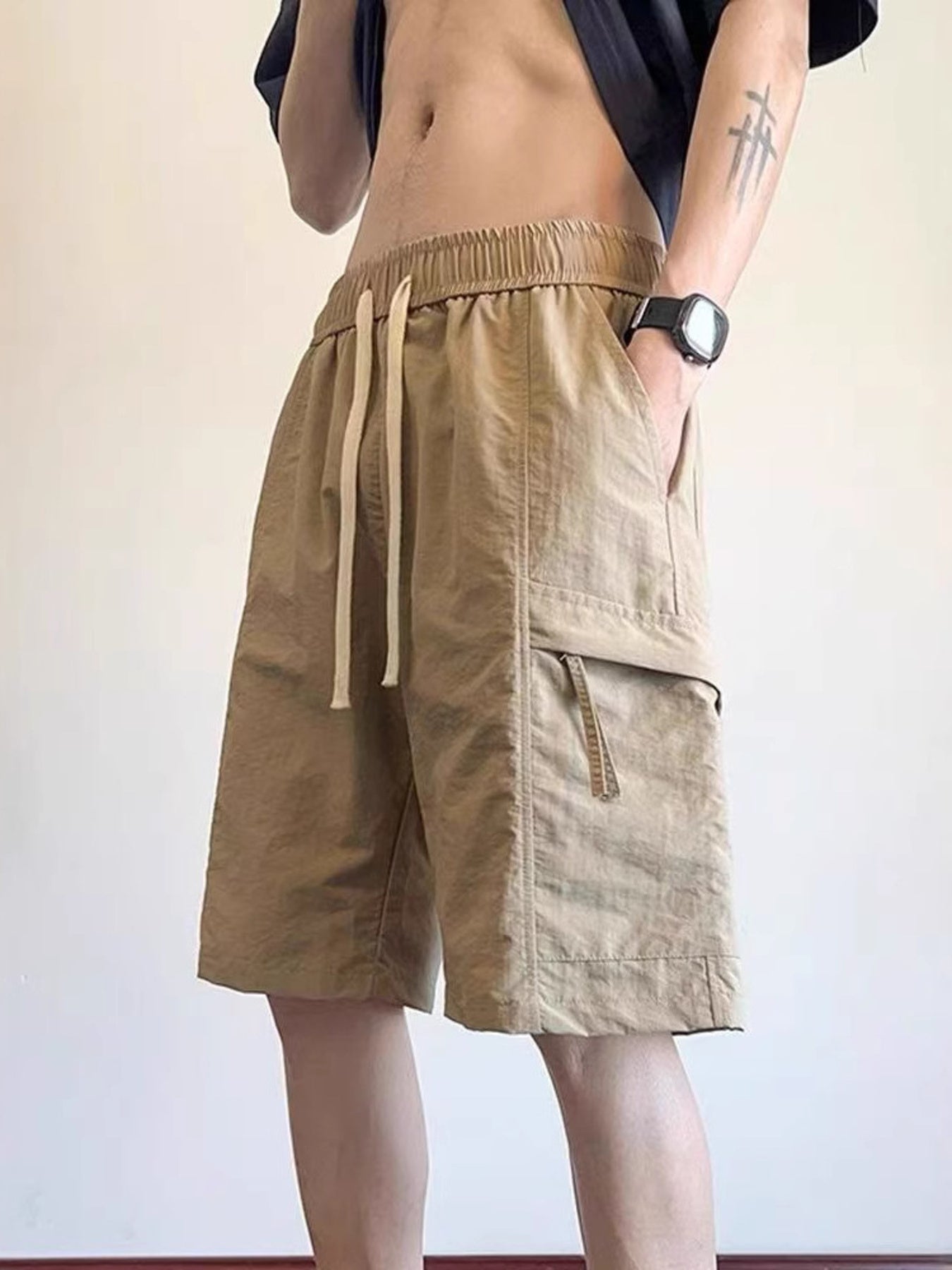 Men's plus size khaki cargo shorts with drawstring waist and relaxed fit, trendy and comfortable for casual wear.