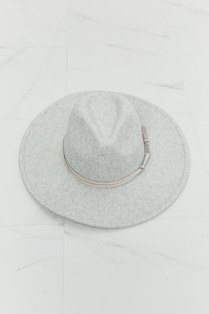Light gray Fame Festival Babe Fedora hat by Trendsi, showcasing a stylish wide-brim design and classic fedora shape.
