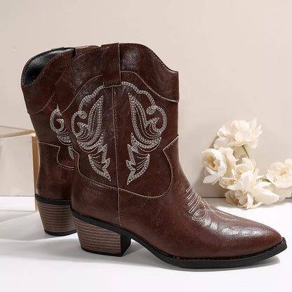 Black Western cowboy boots with embroidered design, Trendsi shoes, stylish footwear for Western-inspired fashion.