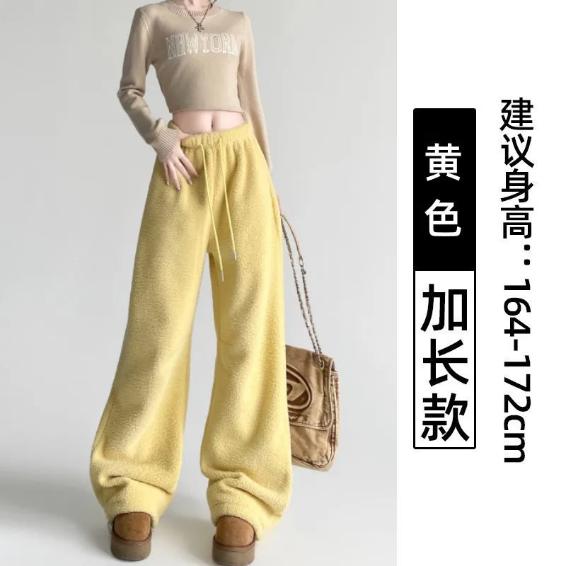 Vennus CozyChic™ winter pants in yellow, warm and loose-fitting with a stylish wide-leg design, perfect for cold weather comfort.