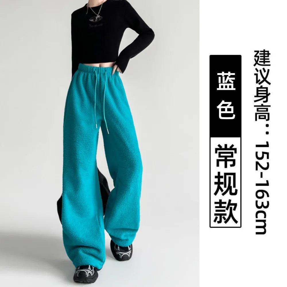 Vennus Store CozyChic™ winter pants in yellow, warm, loose-fit wide-leg style, suitable for cold weather and casual wear.
